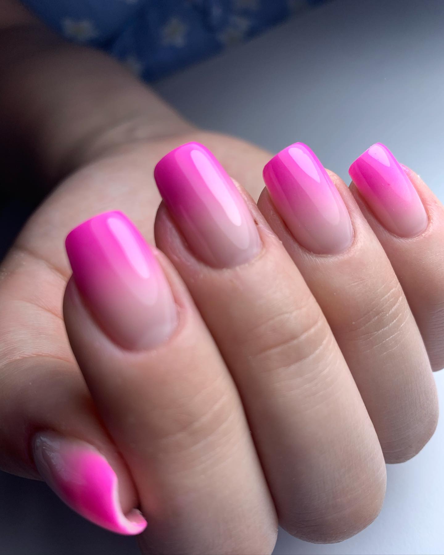 Do you trust your nail artist fully? Think that they can pull off this ombré manicure? If so, book them!