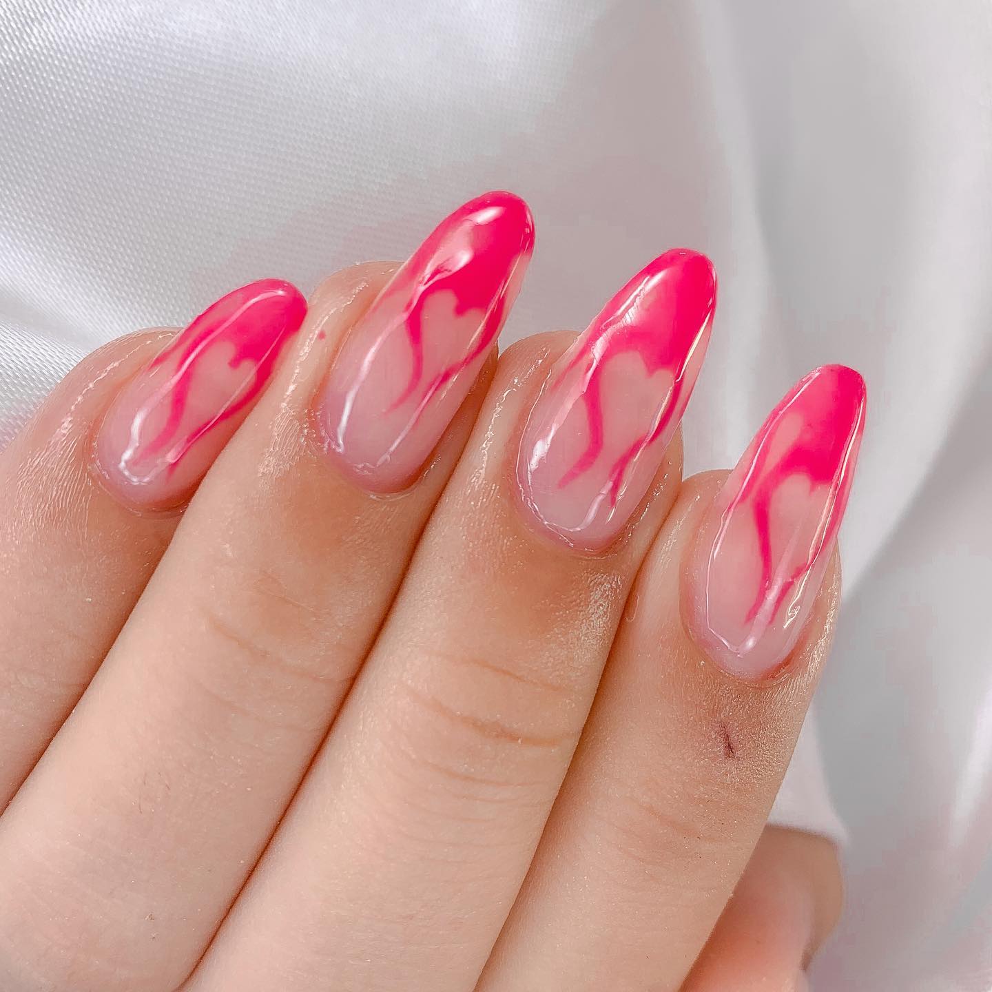 If you’re all about lovely and loving nails this fierce mani is for you. Want to look like you’re in love? This is the perfect manicure to show off.