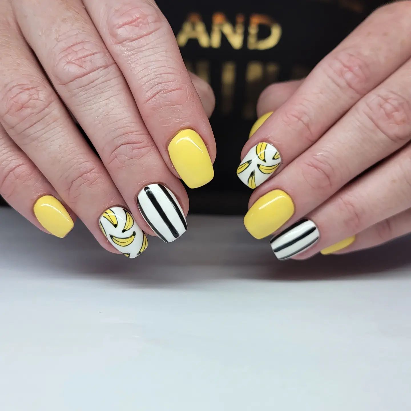  There are many banana inspired things and objects outside, so why not showing this iconic fruit as your accent nails?