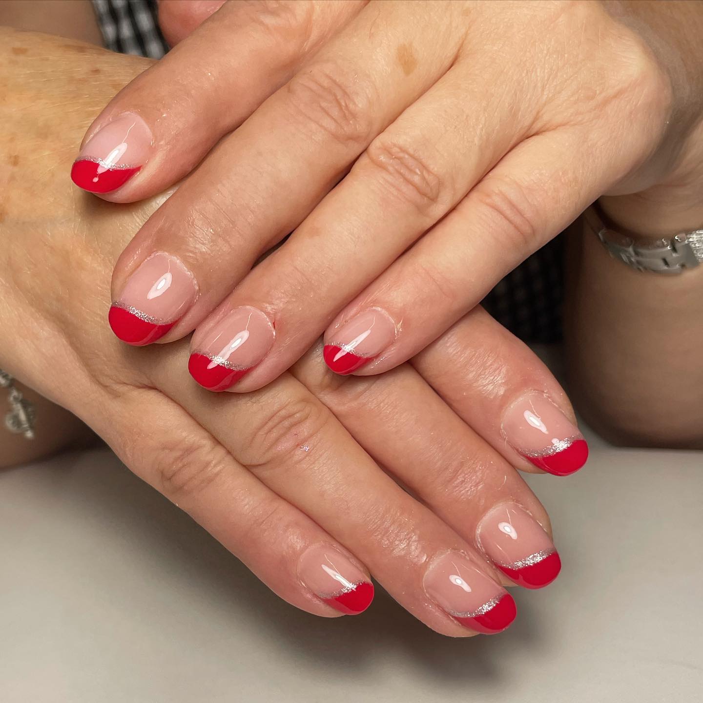  Here is another nail style idea for those who love french manicures. Red lines on nude base nails look gorgeous.