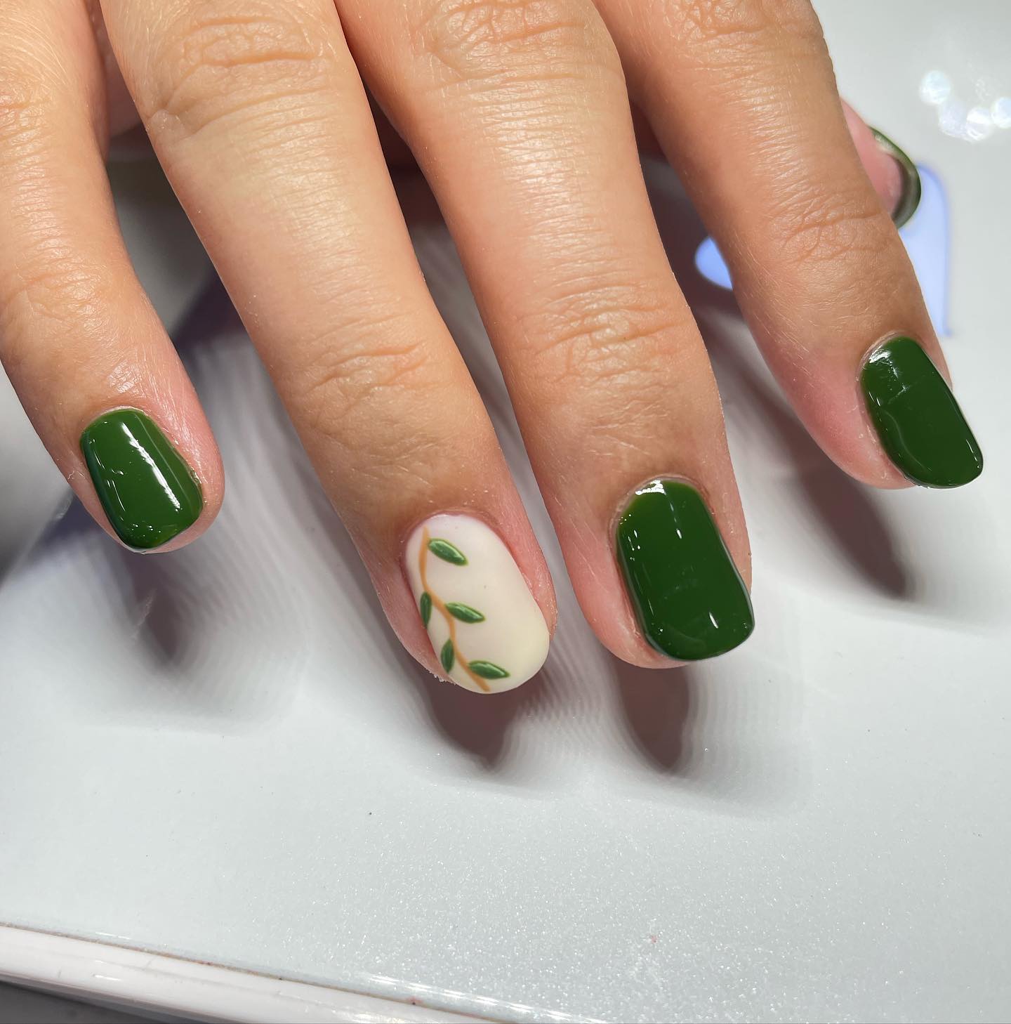 All shades of green are amazing but here is a super alternative that most people ignore. Bright olive green nails when combined with a olive branch nail art will make you look amazing.