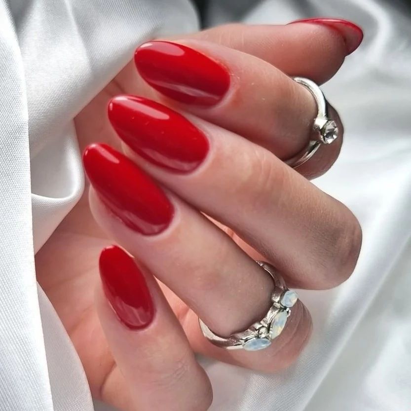 Almond shaped red nails... It's one of the sexiest things, isn't it?