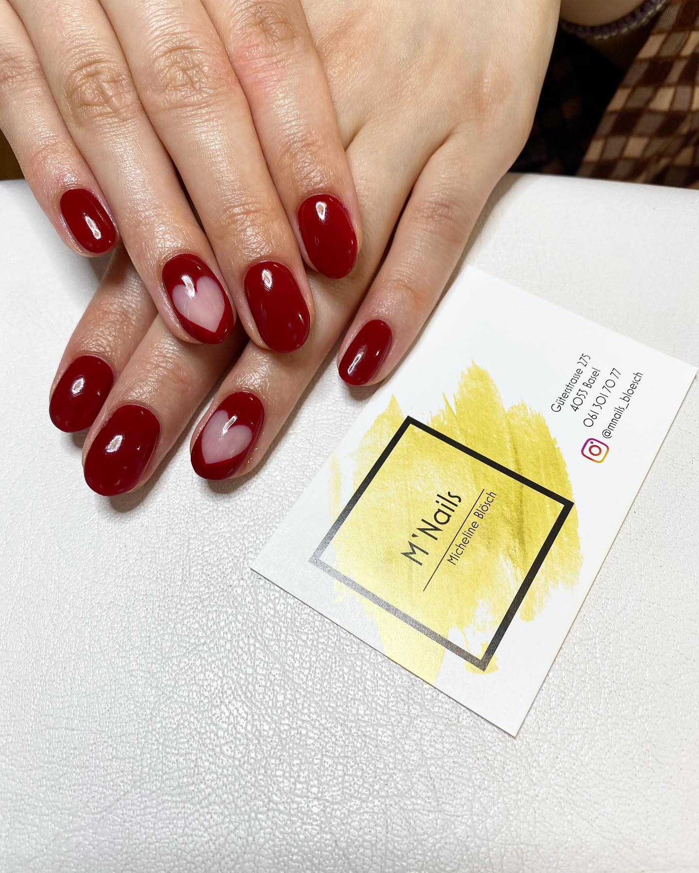You can add some energy to your dark red manicure with a cute nail art. With a little help, this nail design is so easy to get.