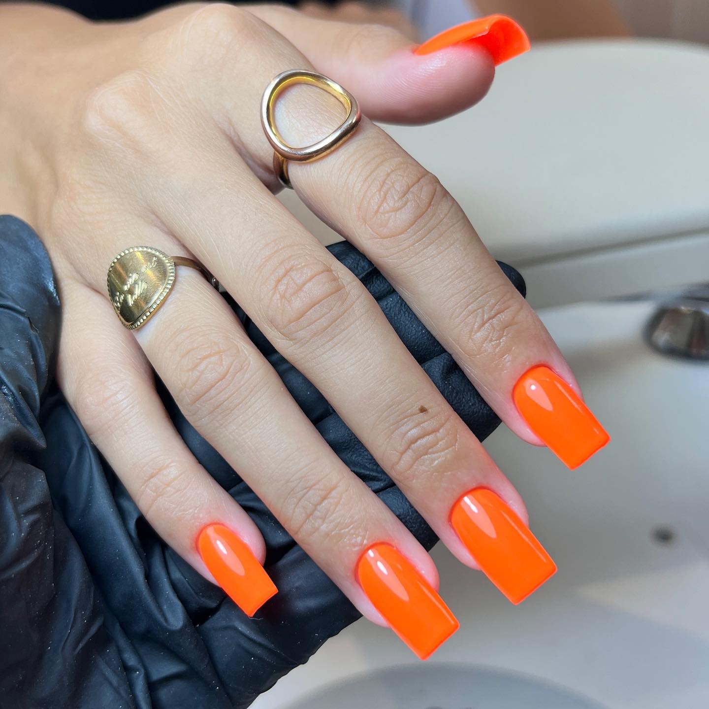 Who doesn't want to mesmerize people? If you do, this is one of the best summer nail color ideas.