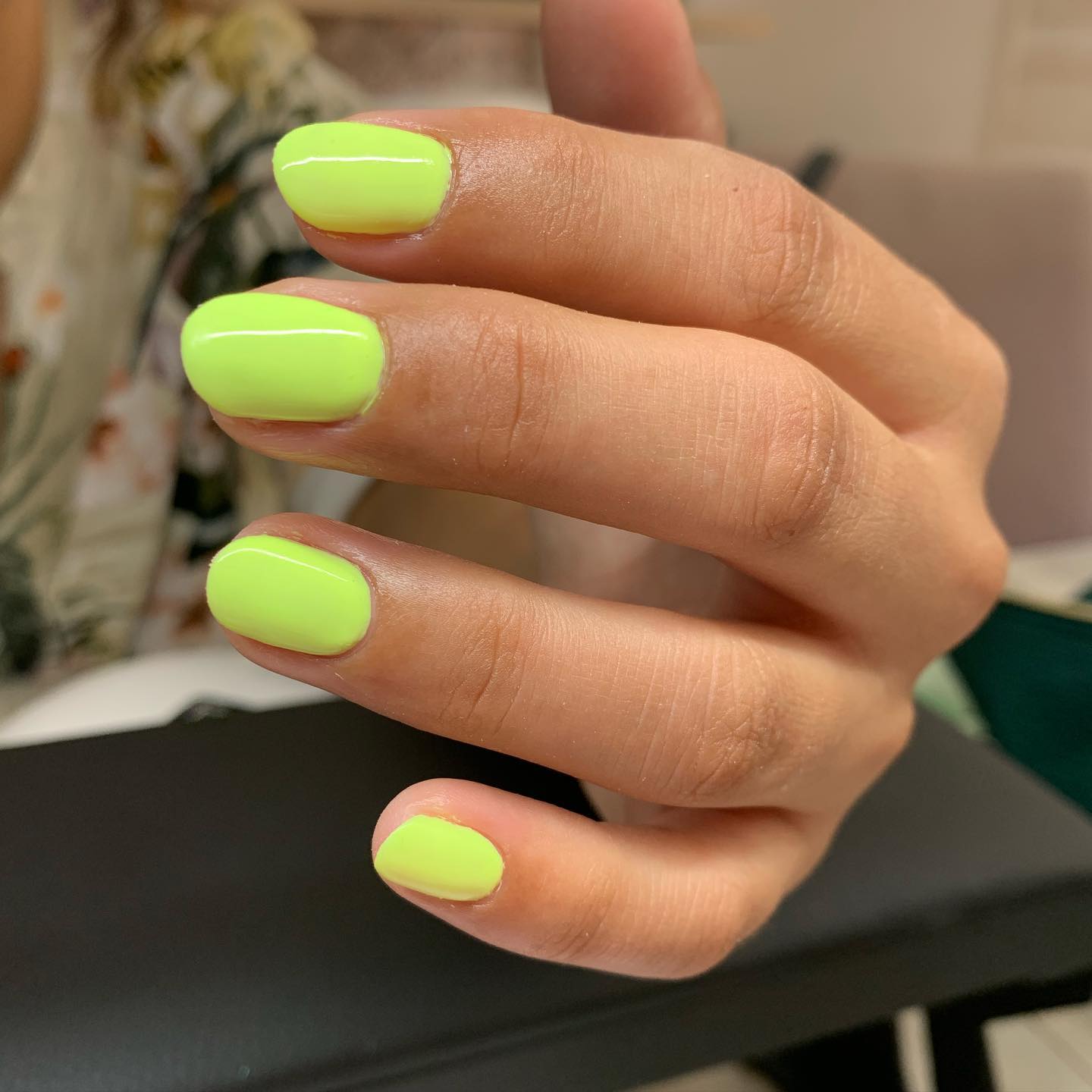 A light lime nail color is ideal for any occassion in summer. Plus, it is sure to give you a great look with your tanned skin.