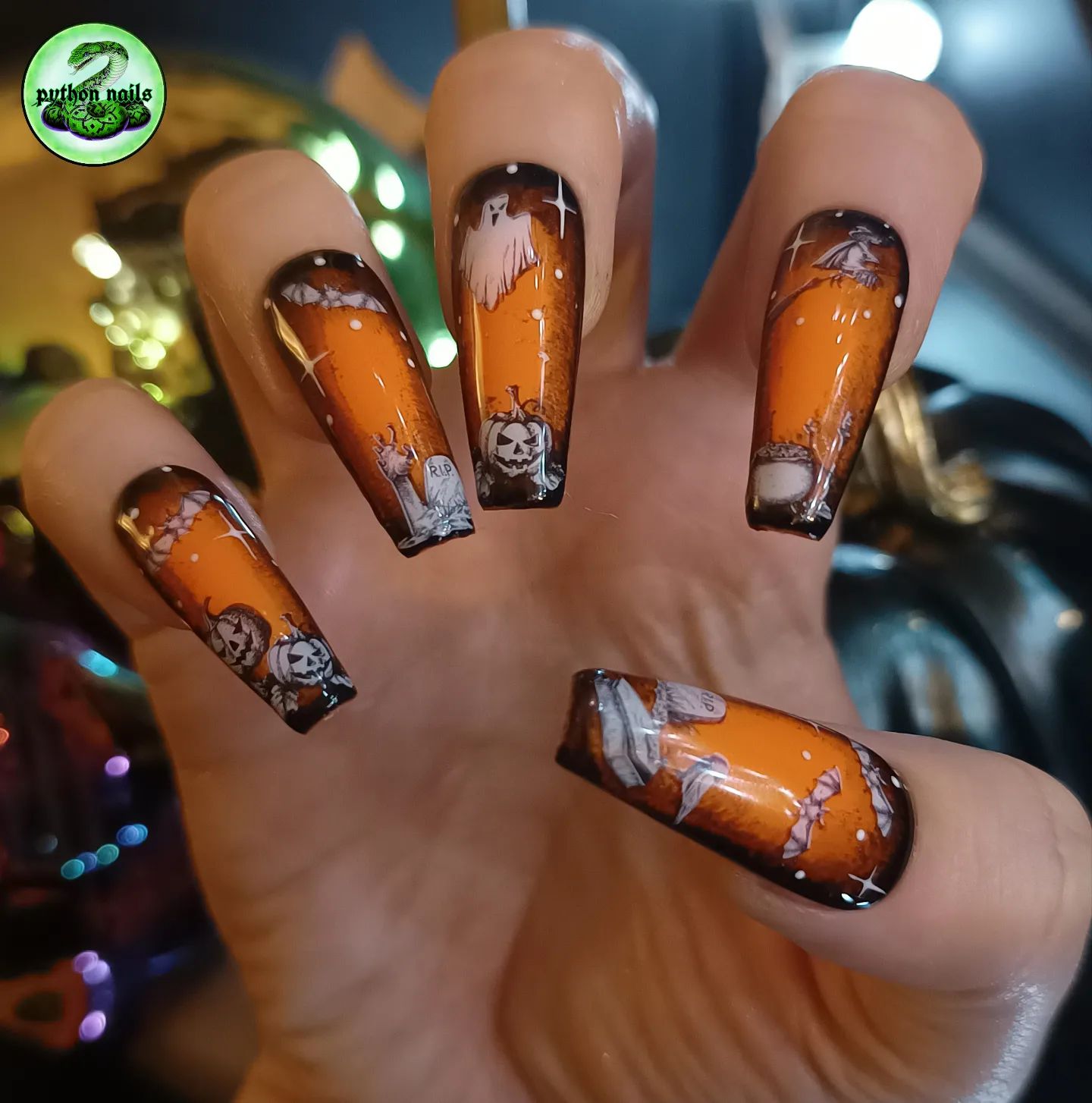 If you wanna make your orange nails pop, why don't you try black framing on these? In this way, you will achieve a unique look and everyone will realize your Halloween nails! Scary details on the nails are perfect for this spooky day, too.