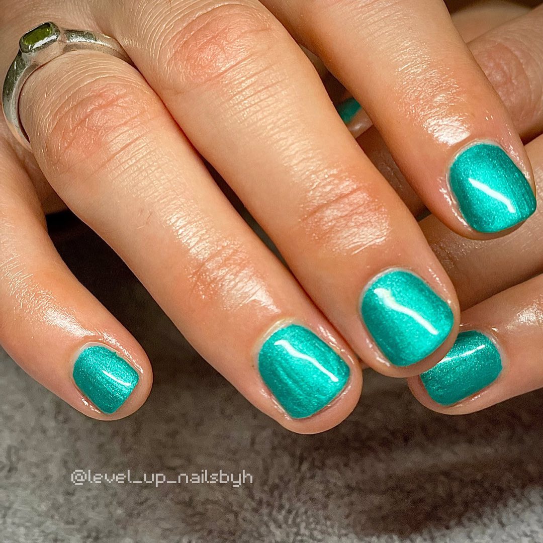 Turquoise nails look gorgeous on anyone! Whether you're trying to match your favorite outfit or just want a change from the norm, they're sure to make you feel like a queen.