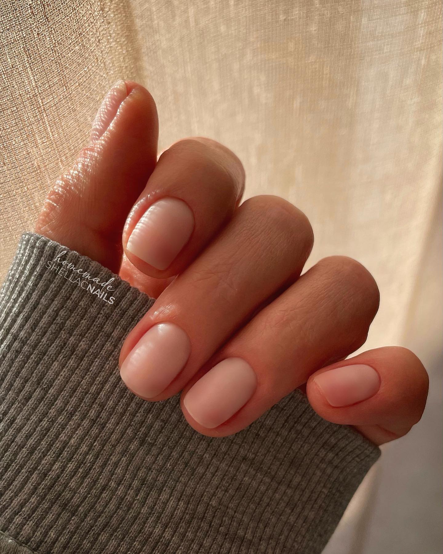 Nude matte nails are a great way to achieve a natural, polished look. The color is not too bright or dark and has a very natural tone. It's the perfect color for any occasion!