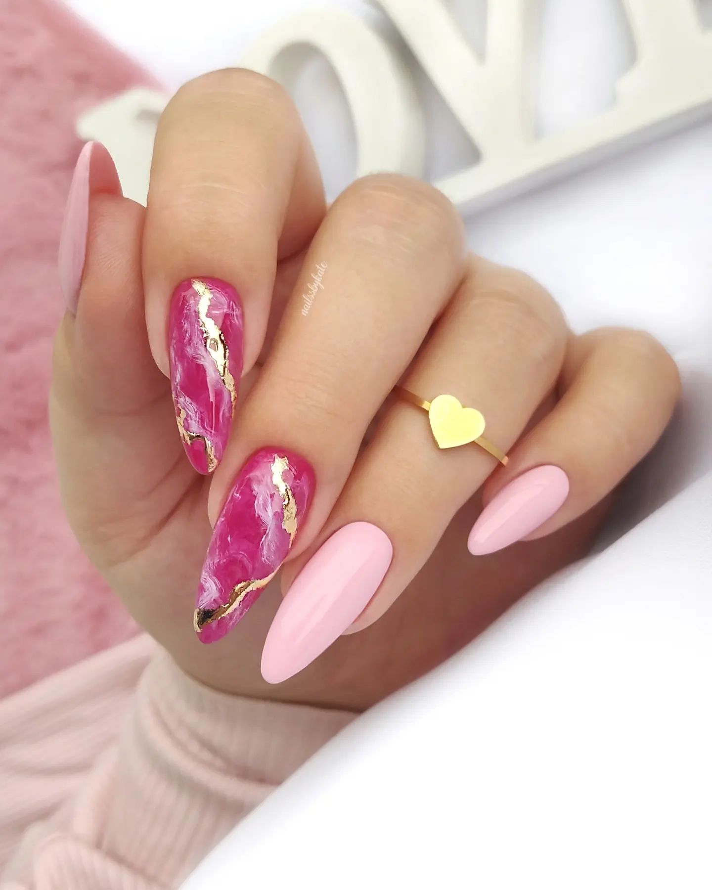 Gorgeous Pink × Gold Marble Nails | C CHANNEL
