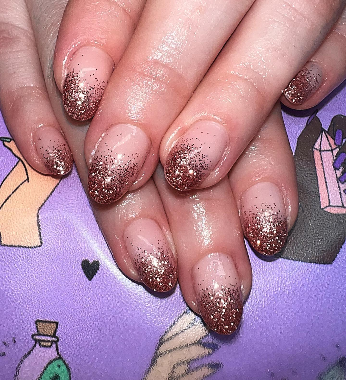 30+ Rose-Gold Nail Ideas to Bring a Touch of Glamour to Your Style