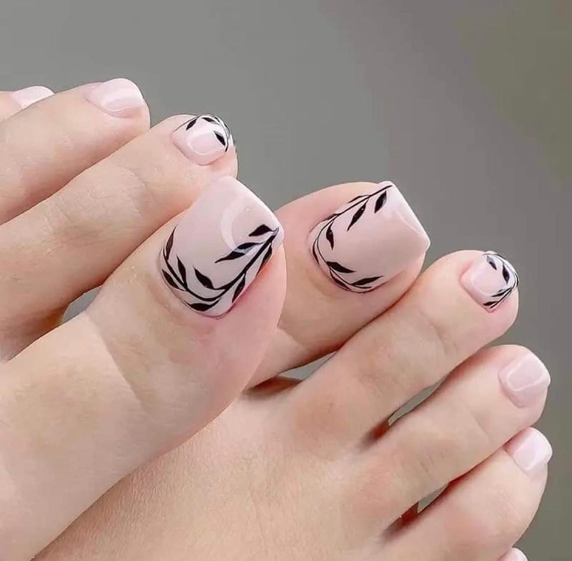 82 Toe Nail Designs 2024 You Can Try